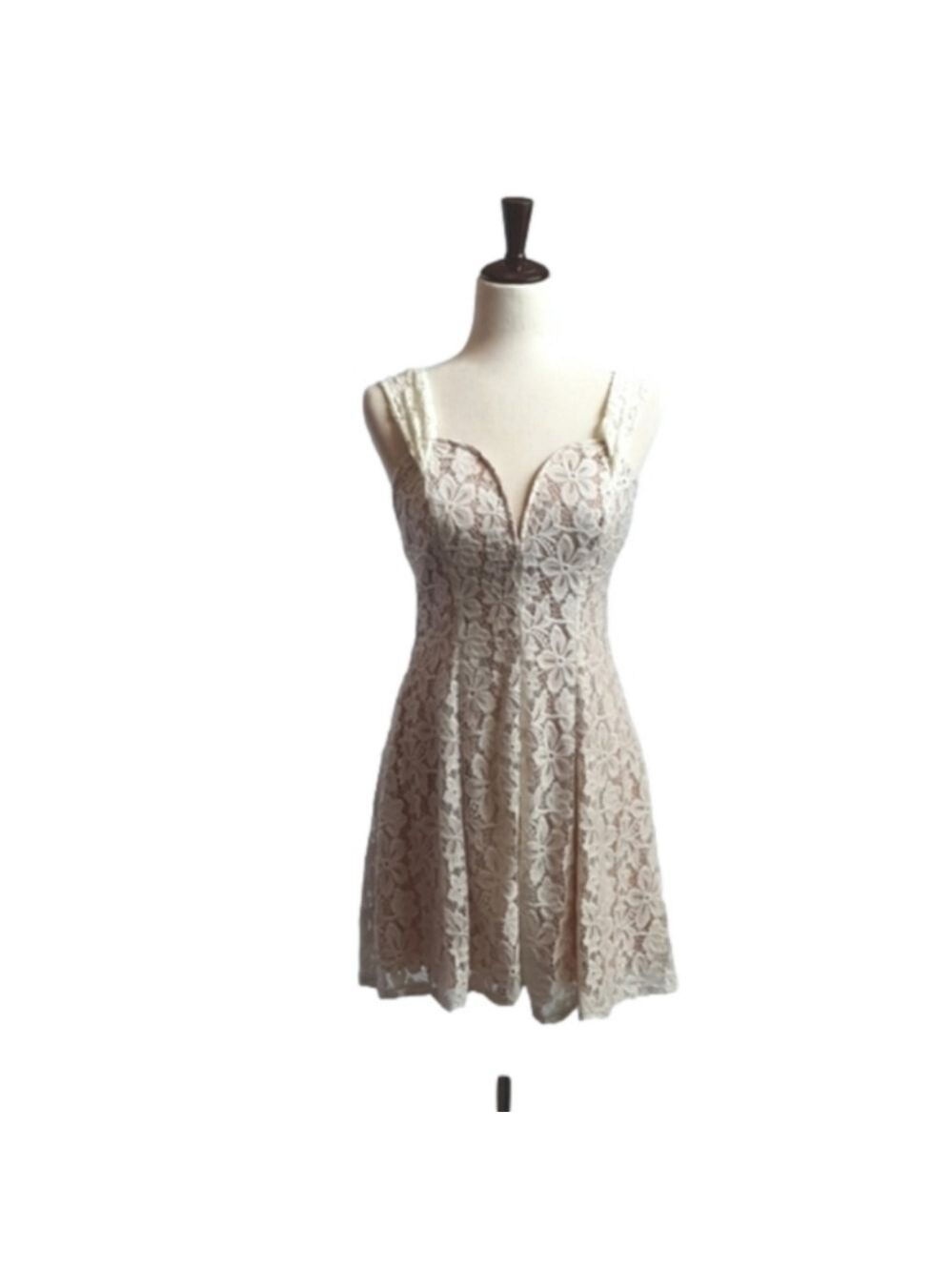 City Triangles Cream Lace Mini Dress - Picture 3 of 16